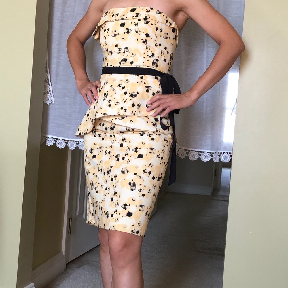 Vera wang lavender label strapless dress